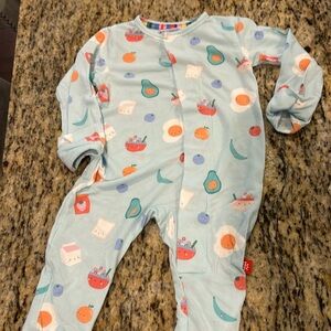 Magnetic Me 0-3 month pajamas